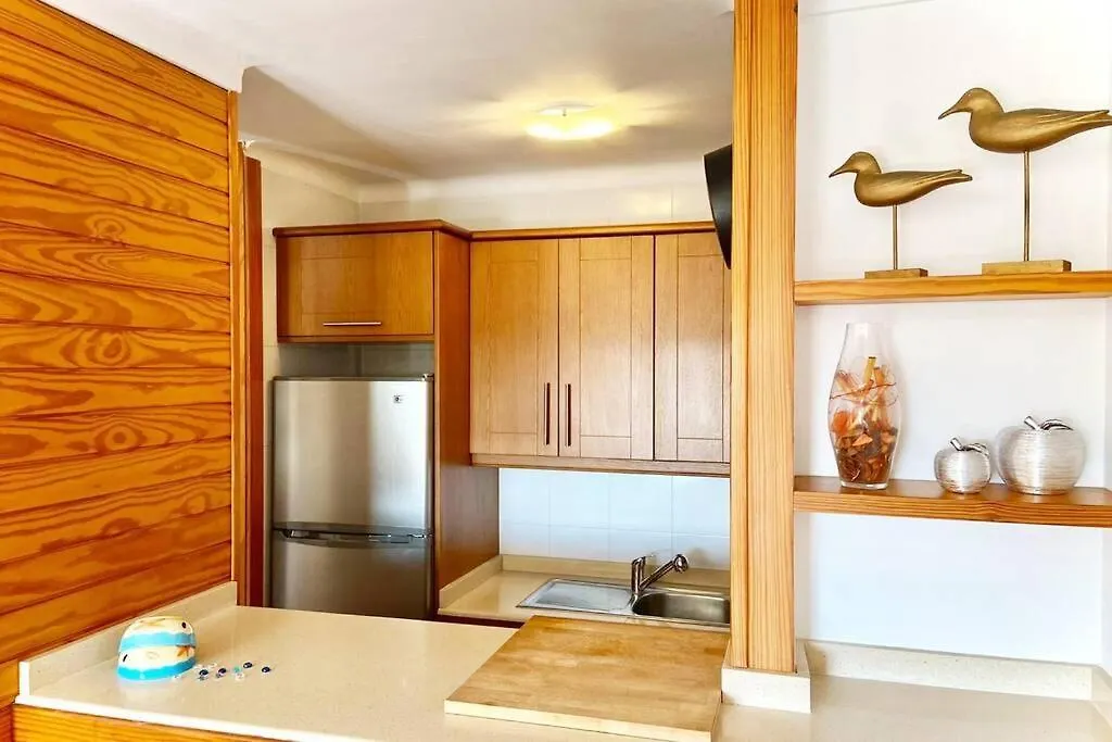 Apartment Francesca Beach With Pool In Playa De Alcudia